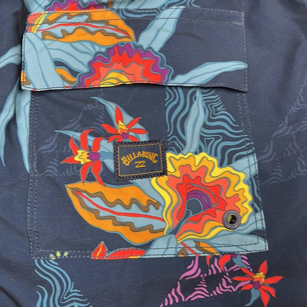 Billabong W/Pockets Short - Picture 3 of 7